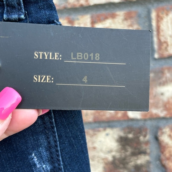 New, NWT L&B Distressed Jeans Size 4 Lace under lay - Picture 7 of 9